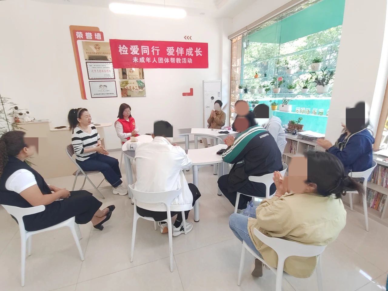 【母亲节特辑】以爱为桥，让法治与温情照亮迷途少年回家的路